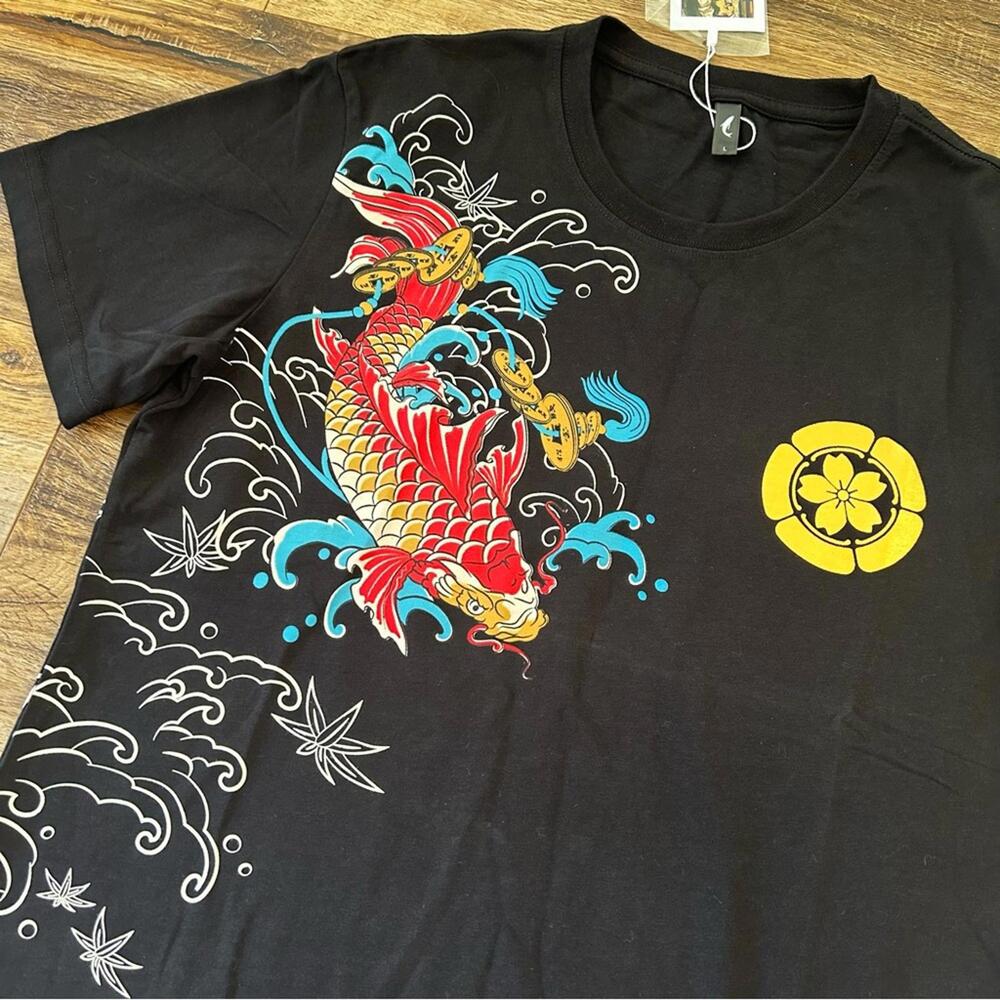 KOISEA Sukajan Style Red Koi Painted T Shirt in Black US Size S-M NWT - Picture 4 of 12